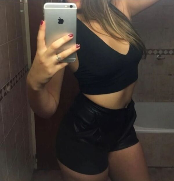 Khushi??(let'sFun Together)??independent – Indian escort in Mumbai