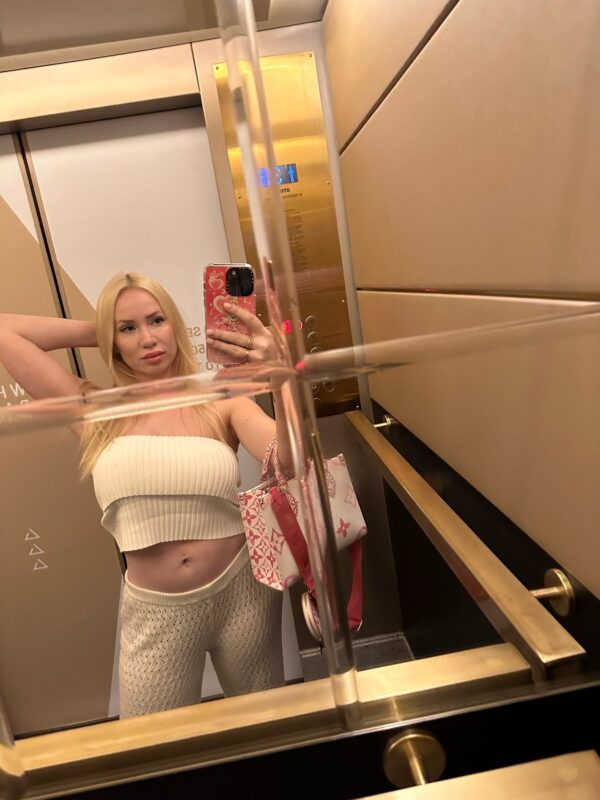 Kiara Lord – Hungarian escort in London - Image 8