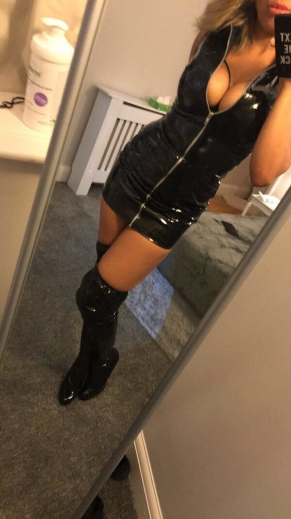 Kinky French – French escort in London - Image 6