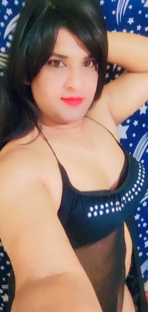 Kira – Indian Transsexual  -  in Pune