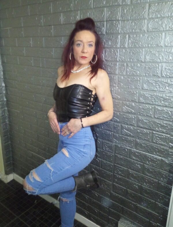 Lady Fury – British escort in London - Image 4