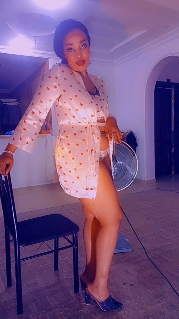 Leilah – Tanzanian girl Jeddah - Image 2
