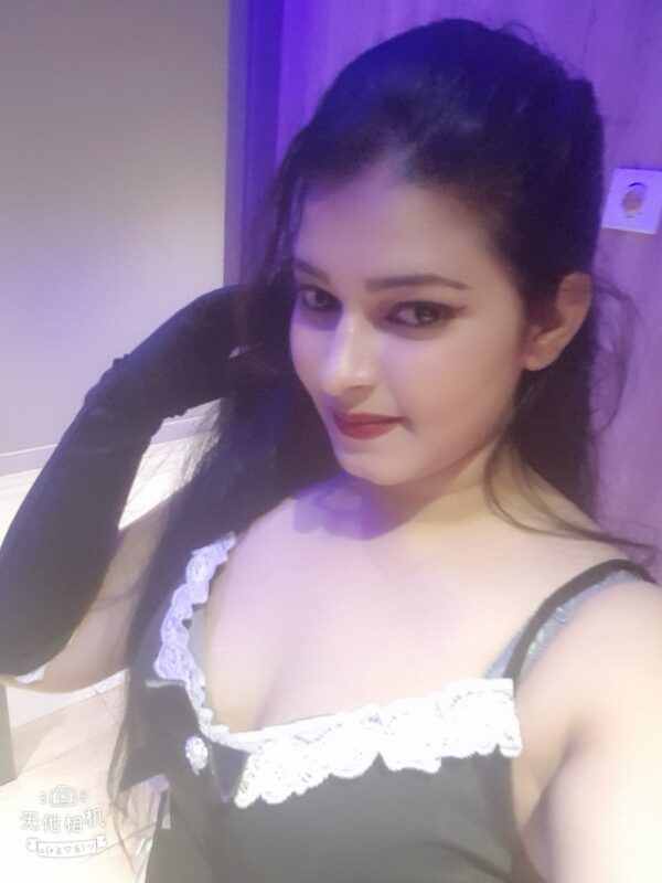 Lili – Indian girl Dammam - Image 7