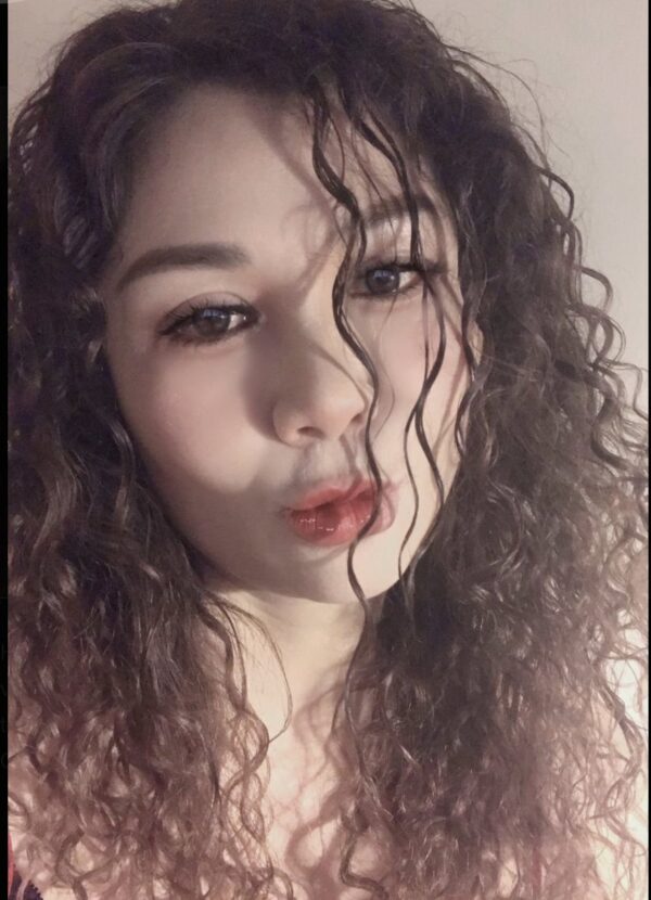 Lina – Vietnamese girl Geneva - Image 3