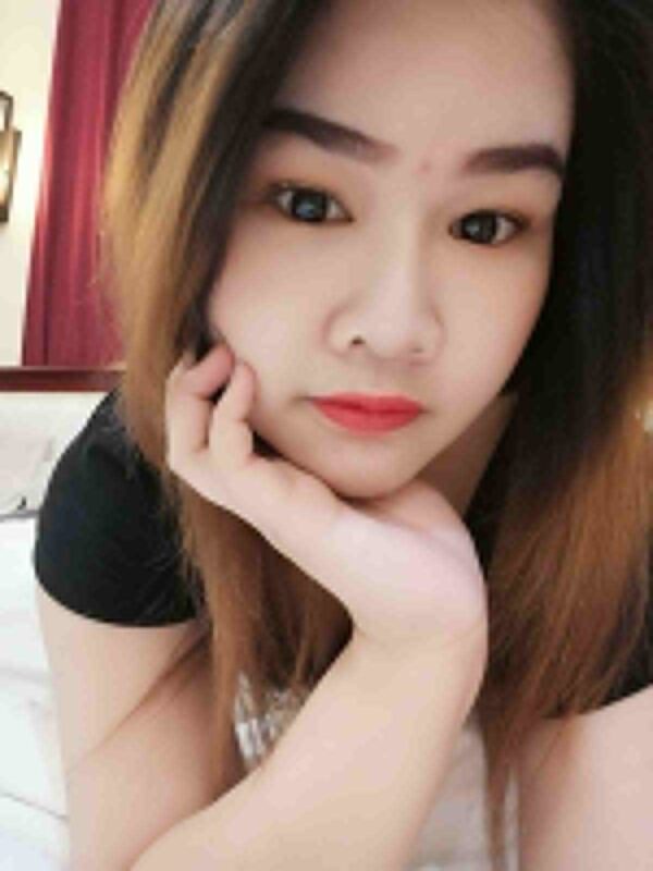 Sophia – Malaysian escort in Muscat