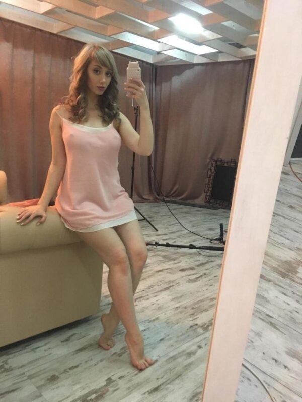 Lisa – Russian girl Khobar - Image 10