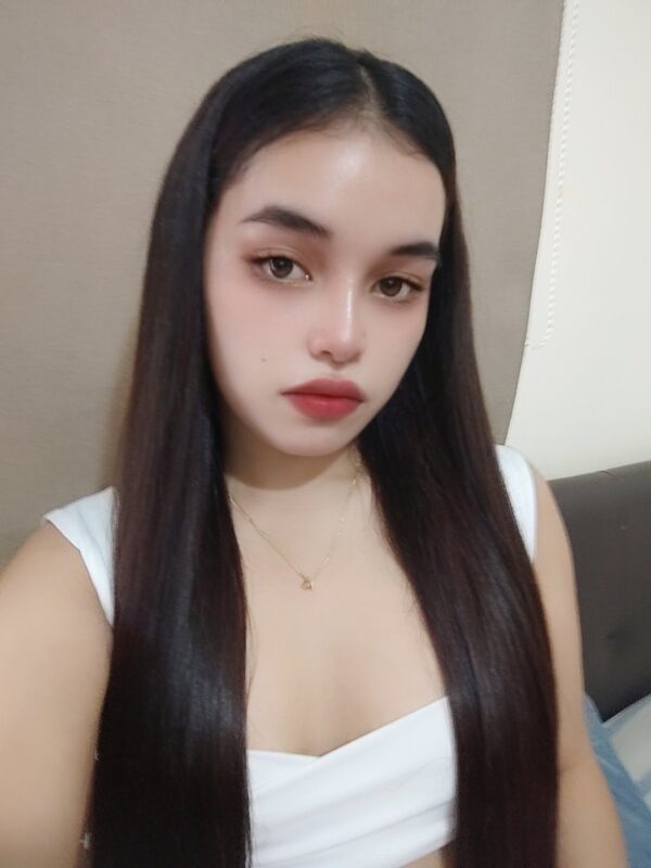 Lin Da – Vietnamese girl Khobar
