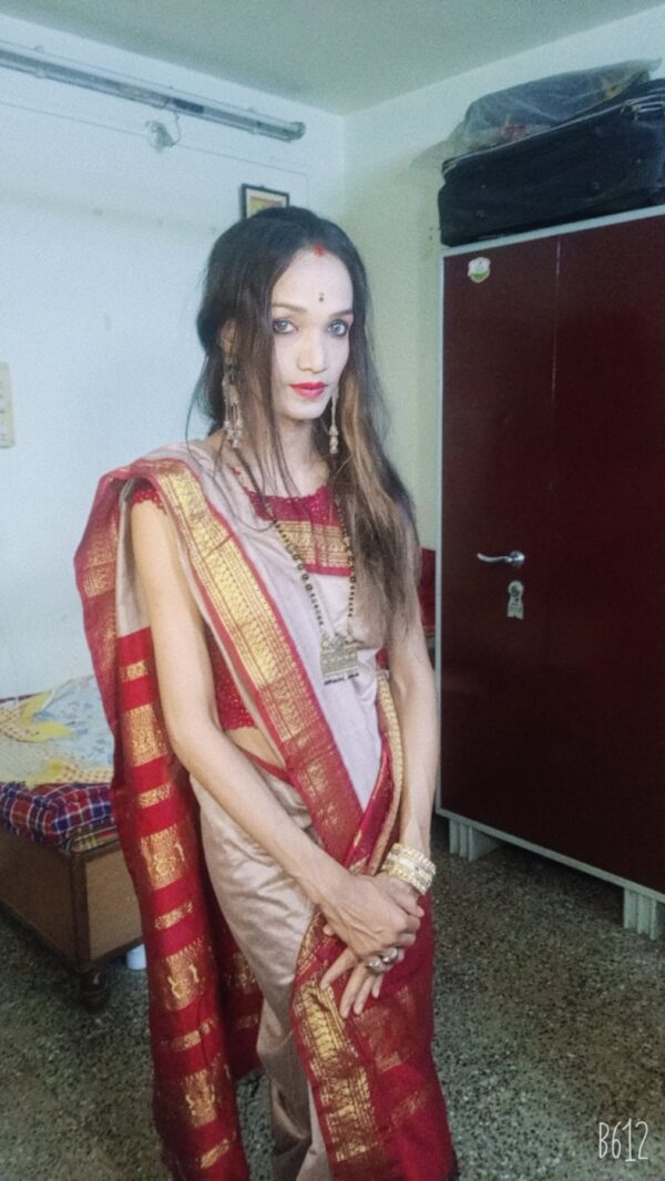 Mohini – Indian Transsexual  -  in Pune - Image 7