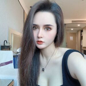 Luoluo – Singaporean girl Khobar