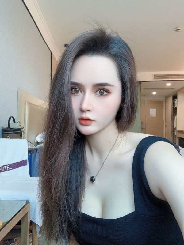 Luoluo – Singaporean girl Khobar