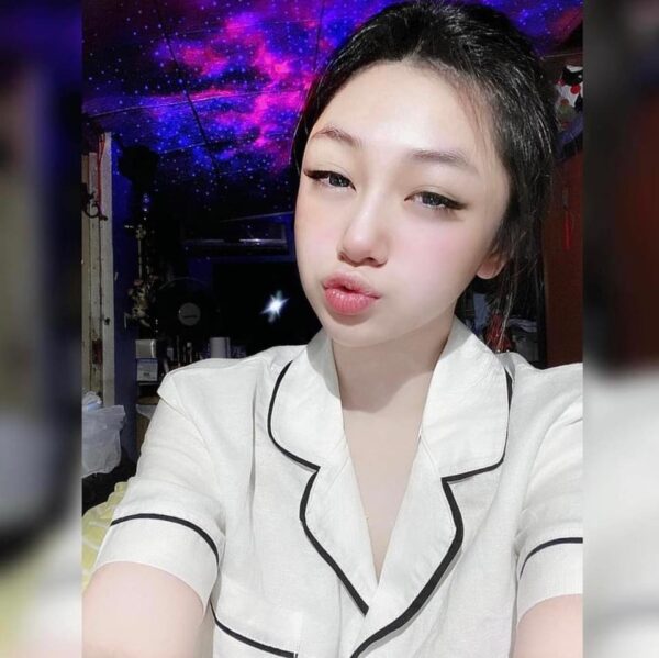Ma Ly Sa     – Thai girl Jeddah