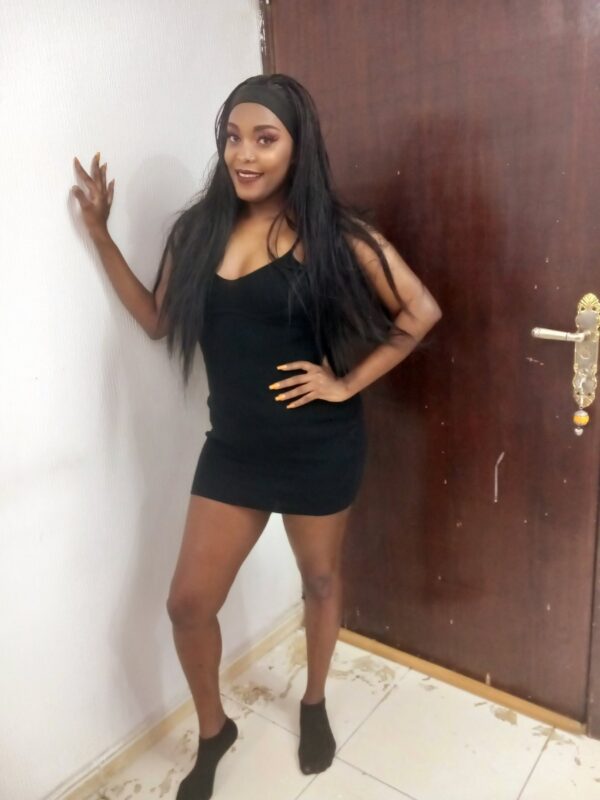 Madam – Tanzanian girl Dammam - Image 2
