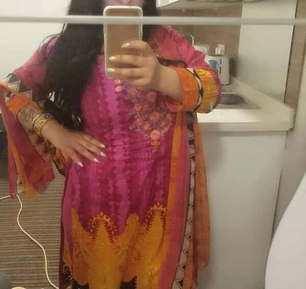 Marculorena89 – Indian escort in London