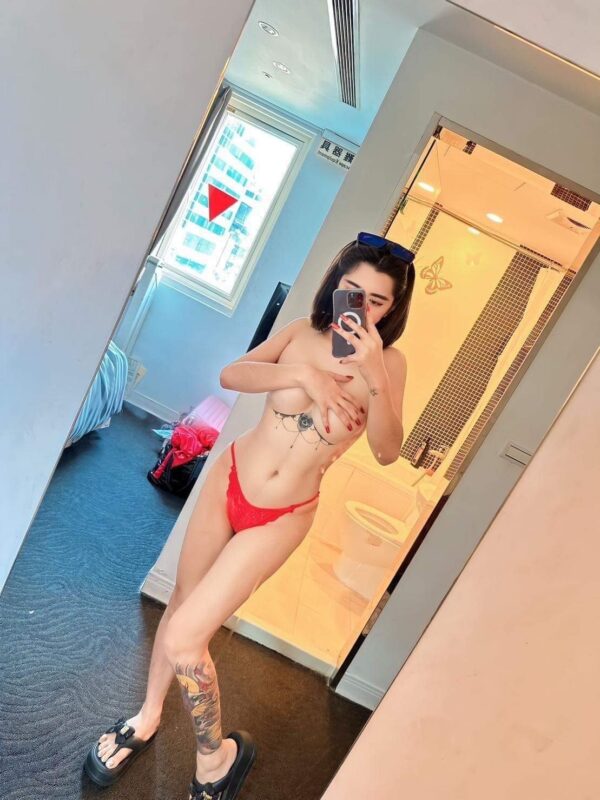 Maria – Japanese escort in London - Image 2