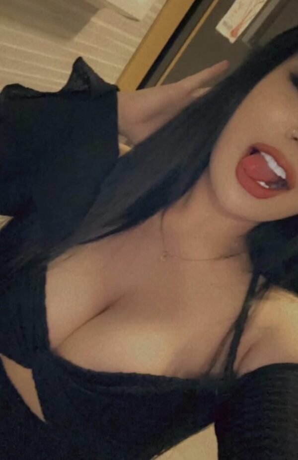 Eye – Thai escort in Muscat - Image 10