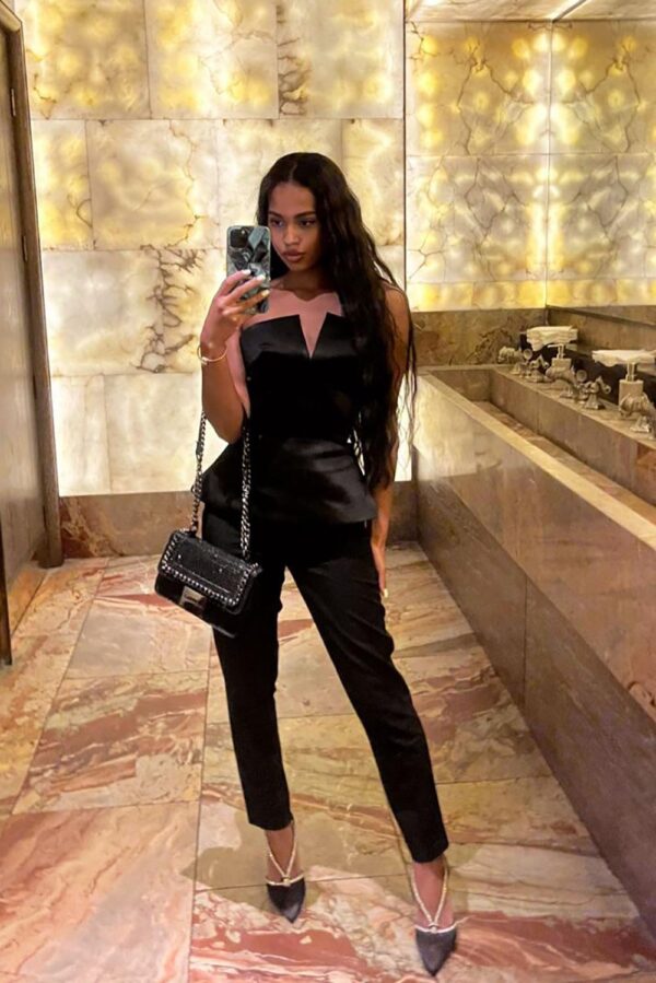 Melissa – Ukrainian escort in London - Image 2