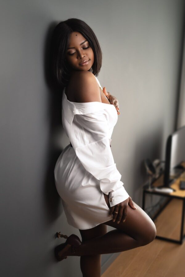 Mell – Portuguese masseuse in Lisbon - Image 2