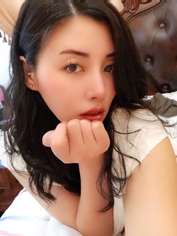 Mira – Japanese girl Jeddah - Image 4