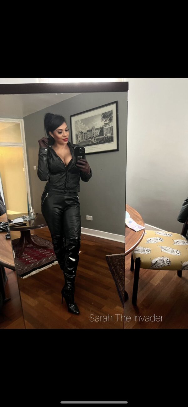 Mistress Sarahc – British dominatrix in London - Image 9