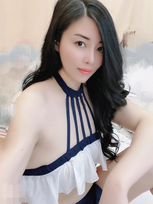 Model Co Co – Singaporean girl Jeddah