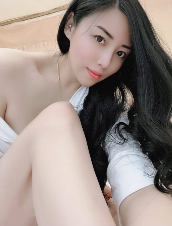 Model Co Co – Singaporean girl Jeddah - Image 3