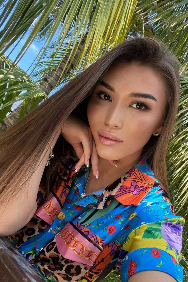 Molly – Russian escort in London - Image 8
