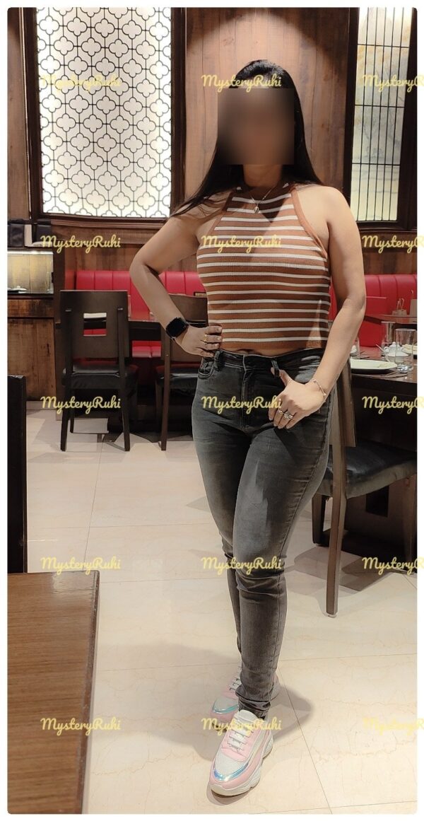 Mystery Ruhi Premium cam & real – Indian escort in Kolkata - Image 8