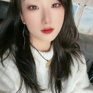 Na Na – Vietnamese girl Khobar