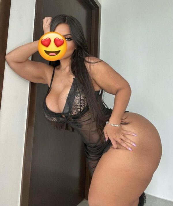 Mariom – South African girl Kuwait - Image 2
