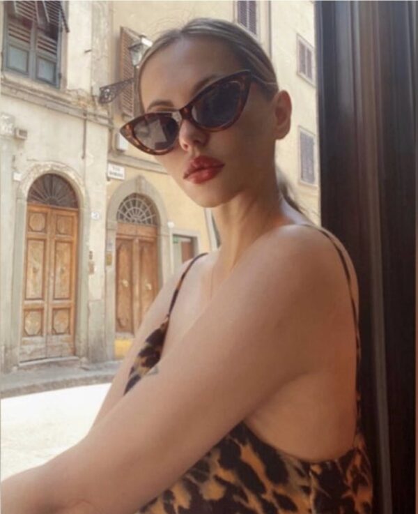 Natural Beauty Ornella – Italian escort in London - Image 4