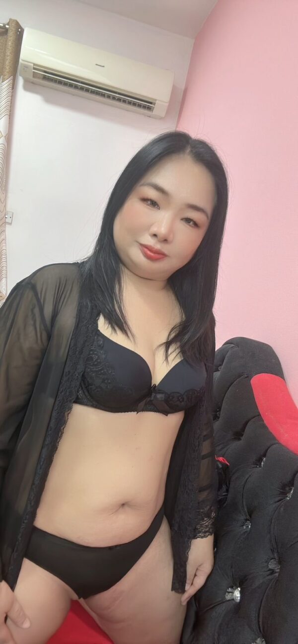 Neeny – Indonesian escort in Muscat - Image 5
