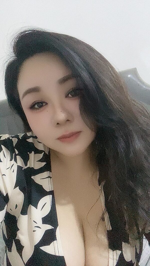 New Girl – girl Kuwait - Image 8