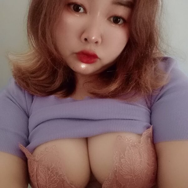 Nina – Thai escort in Muscat - Image 12