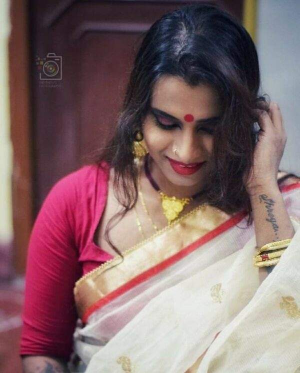 Nude Cam With (Independent) Sexy – Indian escort in Kolkata - Image 3