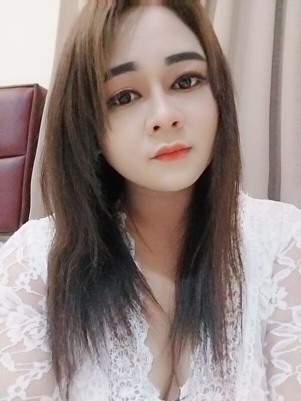 Num – Thai escort in Muscat