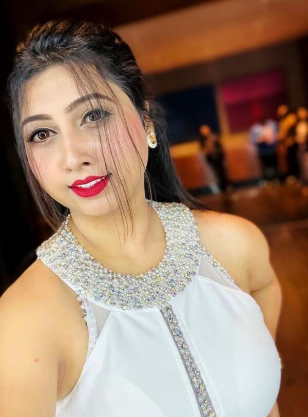 Only Cash Payment MYSEIF RIYA – Indian escort in Kolkata - Image 4