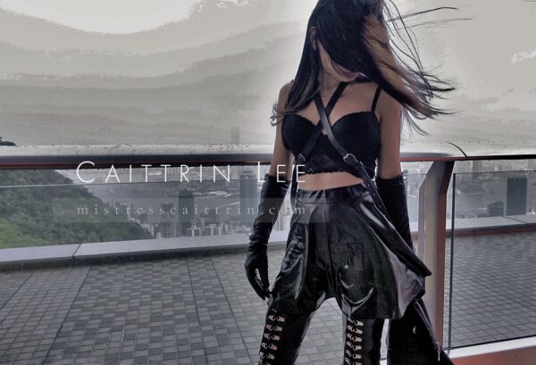 Petite Dominatrix Caittrin Lee   Singaporean dominatrix in Berlin - Image 4