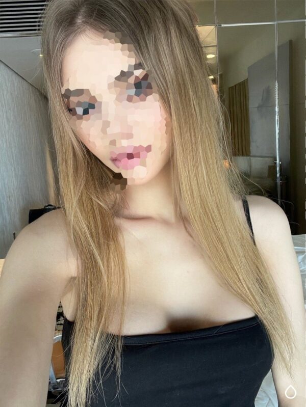 Polina – Ukrainian escort in London - Image 2