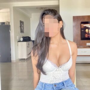 Radhika Independent Girl Real Meet Only – Indian escort in Mumbai