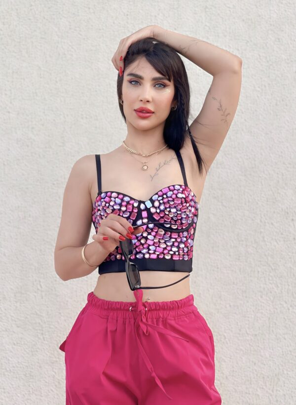 raha & helen threesome – Iranian escort in Muscat