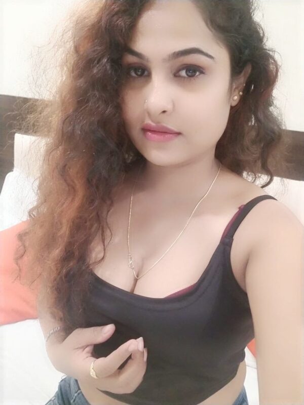 ?NO BROKER Age -  // REAL MEET & CAM SHOW – Indian escort in Mumbai