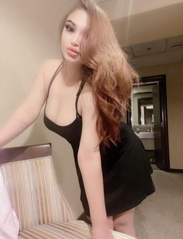 Rossi – British girl Khobar - Image 4