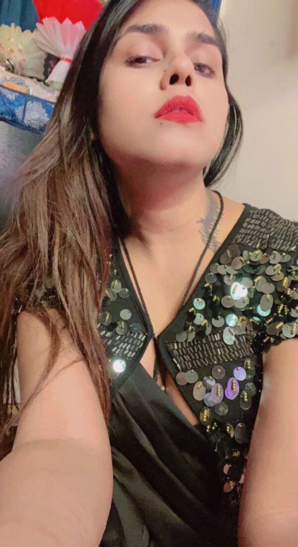 Saina for Webcam Enjoyment – Indian escort in Mumbai - Image 10