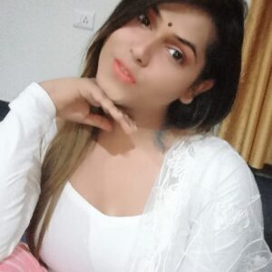 Saina for Webcam Enjoyment – Indian escort in Mumbai