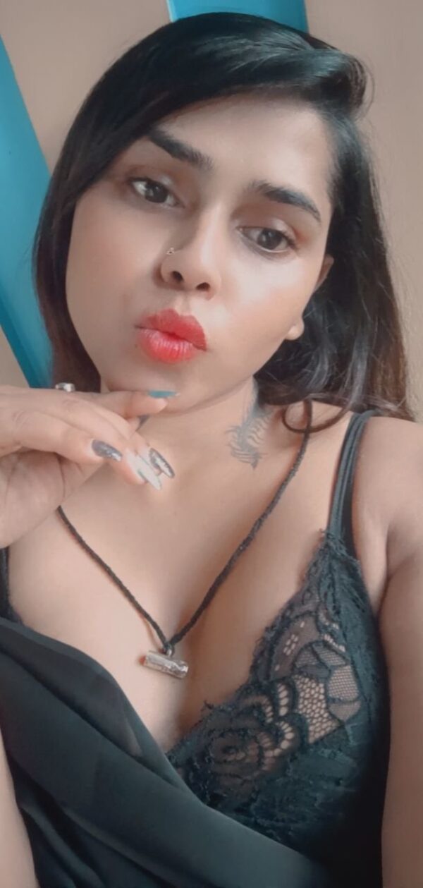 Saina for Webcam Enjoyment – Indian escort in Mumbai - Image 8
