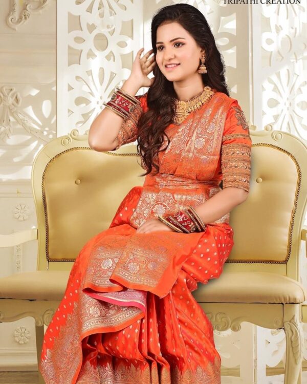 Sanjana Dube – Indian escort in Mumbai