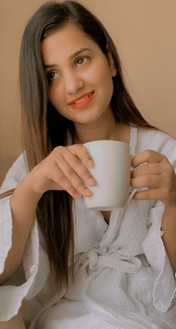 Sanjana Dube – Indian escort in Mumbai - Image 2