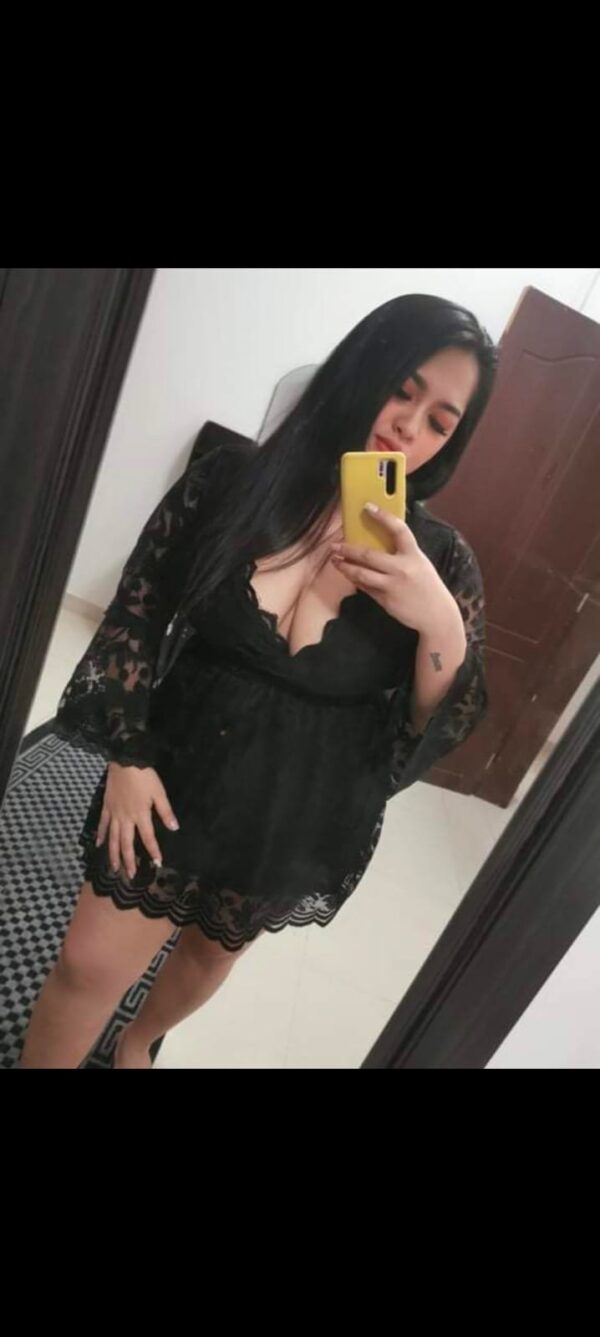 Sarah – Thai escort in Muscat - Image 5