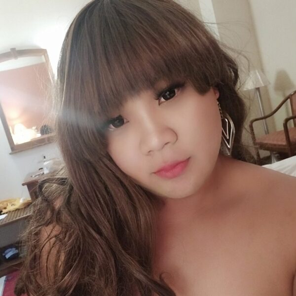 Selfia Hot Shemale in Town – Transsexual  -  in Bali