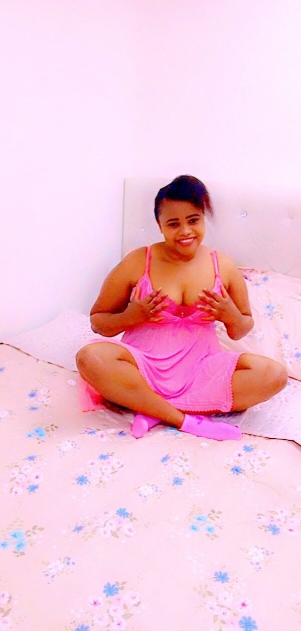 Sessy – Zambian girl Dammam - Image 2